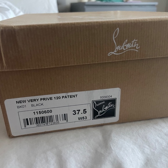 Patent Very Prive Louboutins - Picture 4 of 8